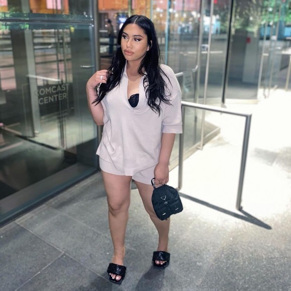 !!!!SOLD!!!!PRADA
Re-nylon mini backpack - Picture 6 of 11